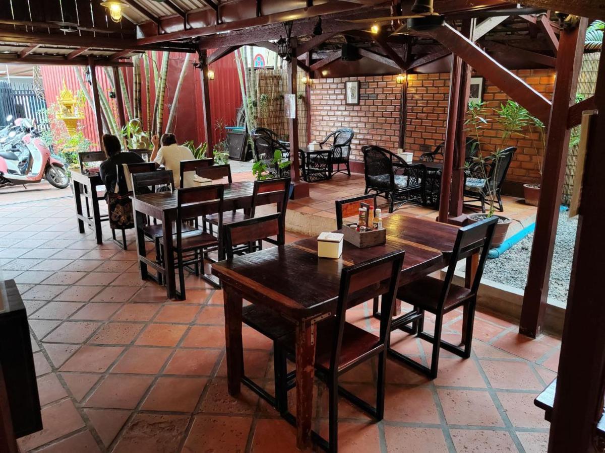 Soben Cafe Guesthouse & Restaurant Siem Reap Dış mekan fotoğraf