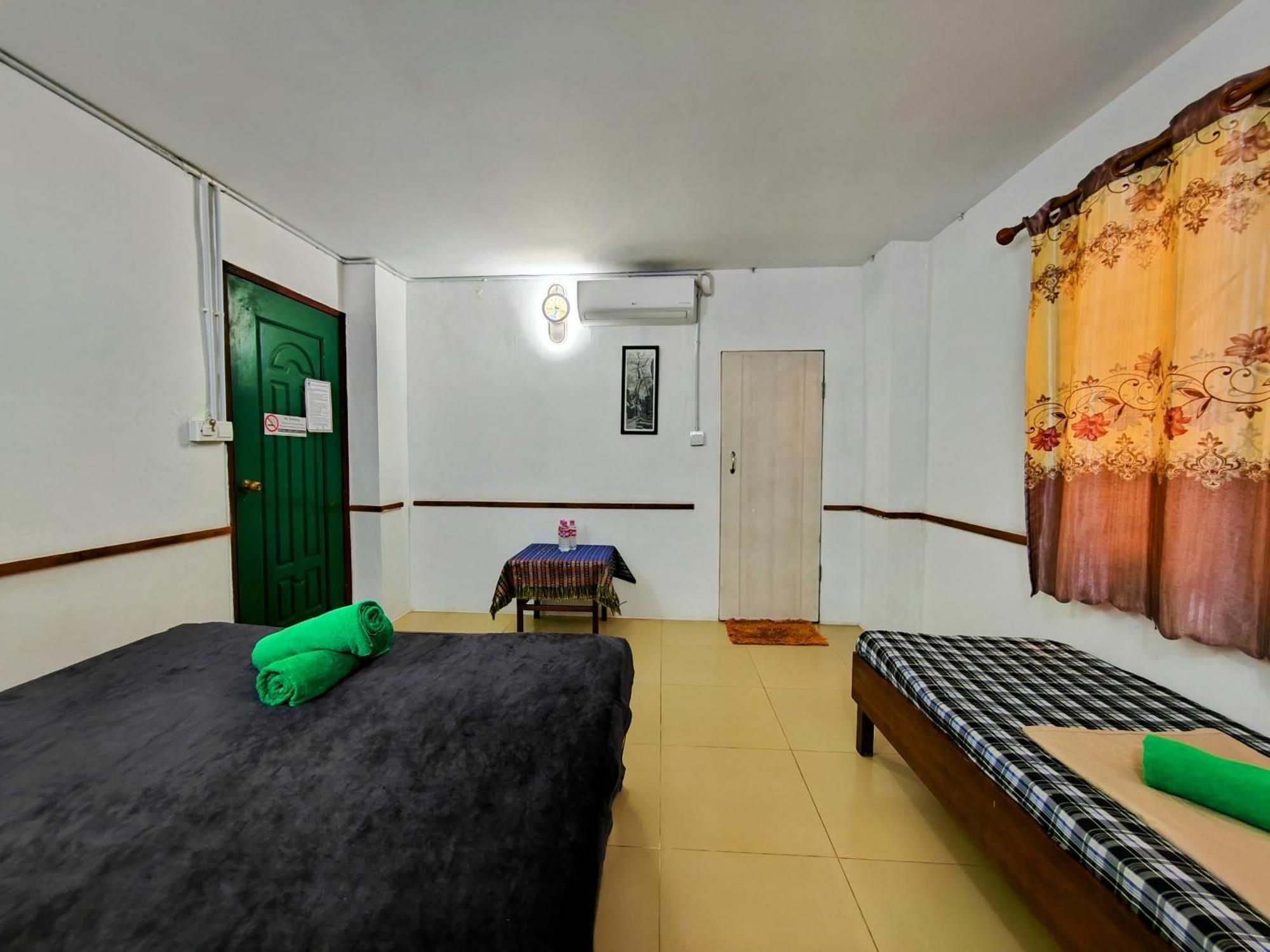 Soben Cafe Guesthouse & Restaurant Siem Reap Oda fotoğraf