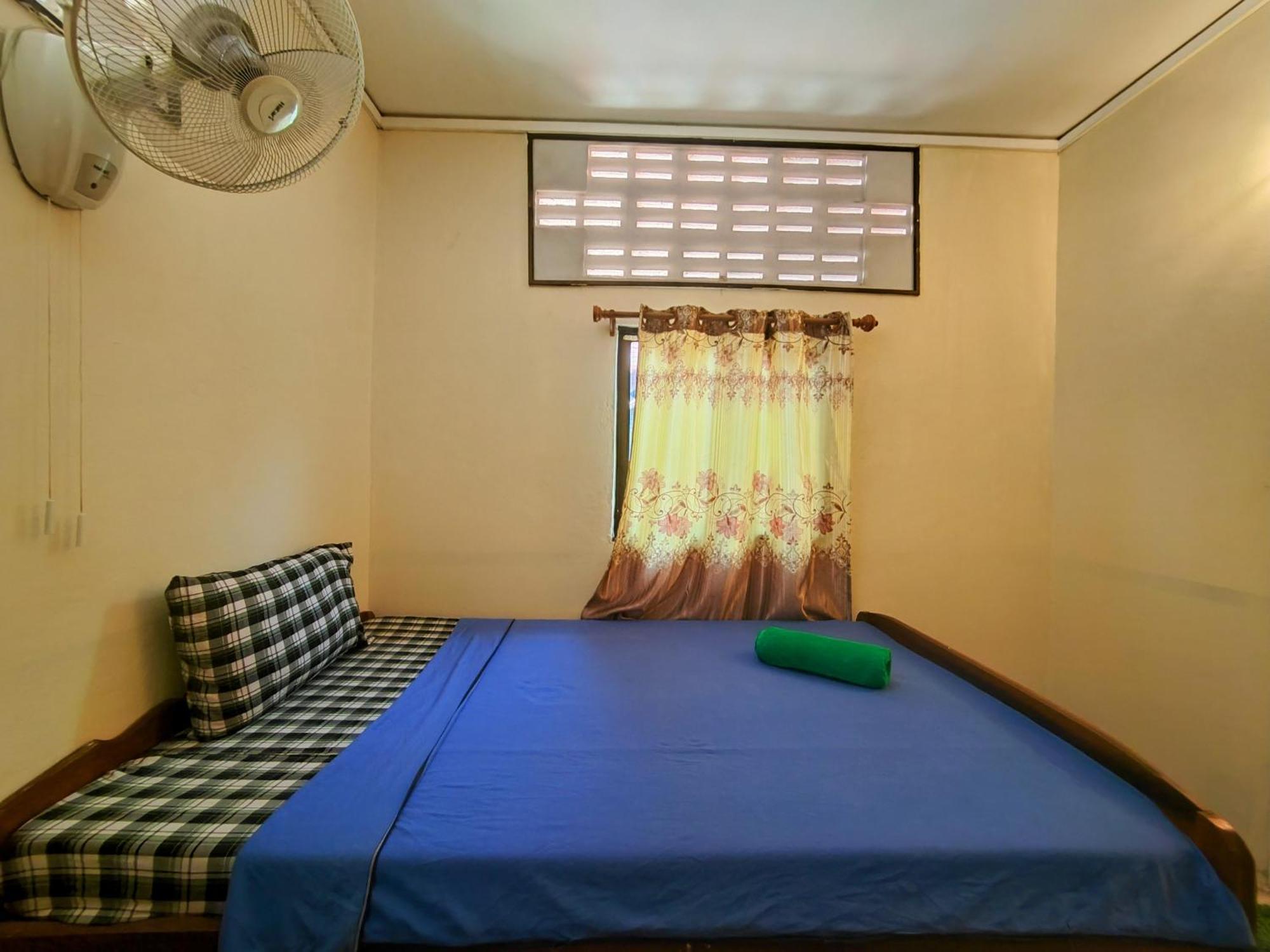 Soben Cafe Guesthouse & Restaurant Siem Reap Oda fotoğraf