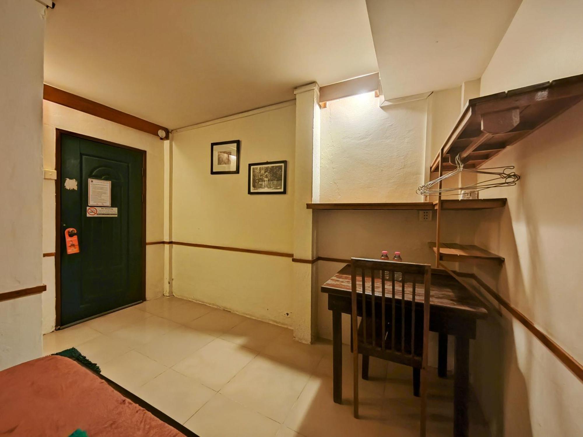 Soben Cafe Guesthouse & Restaurant Siem Reap Oda fotoğraf