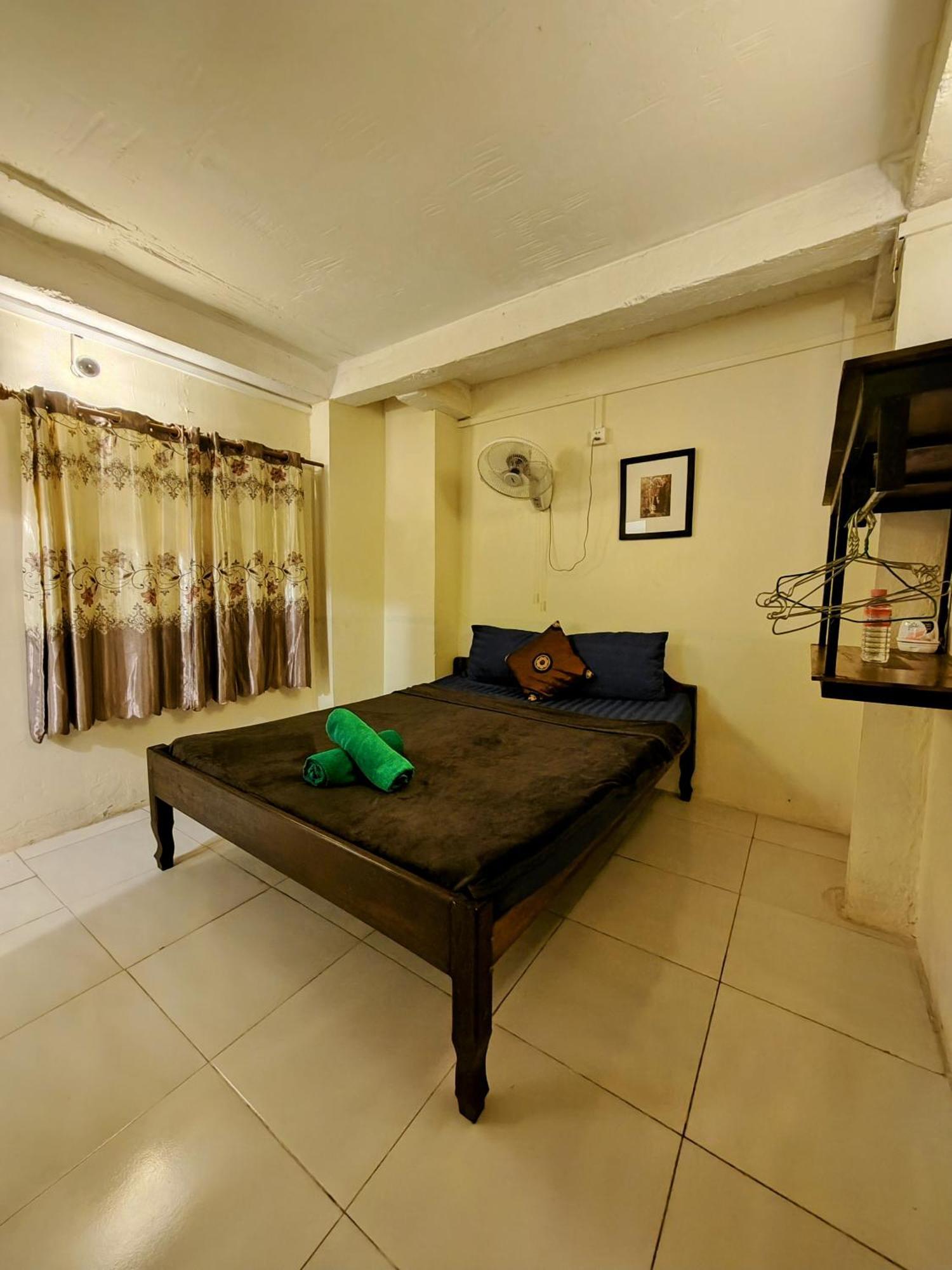 Soben Cafe Guesthouse & Restaurant Siem Reap Oda fotoğraf